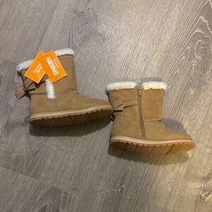 Gymboree Tan Kids Boots with White Trim